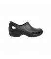 Zueco EVERLITE cerrado. Unisex. Crocs@Work color negro