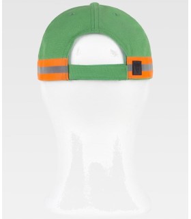 Gorra con cinta reflectante WFA909. WORKTEAM8