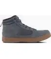 Zapatilla abotinada de serraje P4019. Workteam3