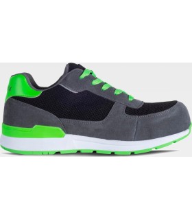 Zapatilla deportiva de serraje con cordones P3010. Workteam11